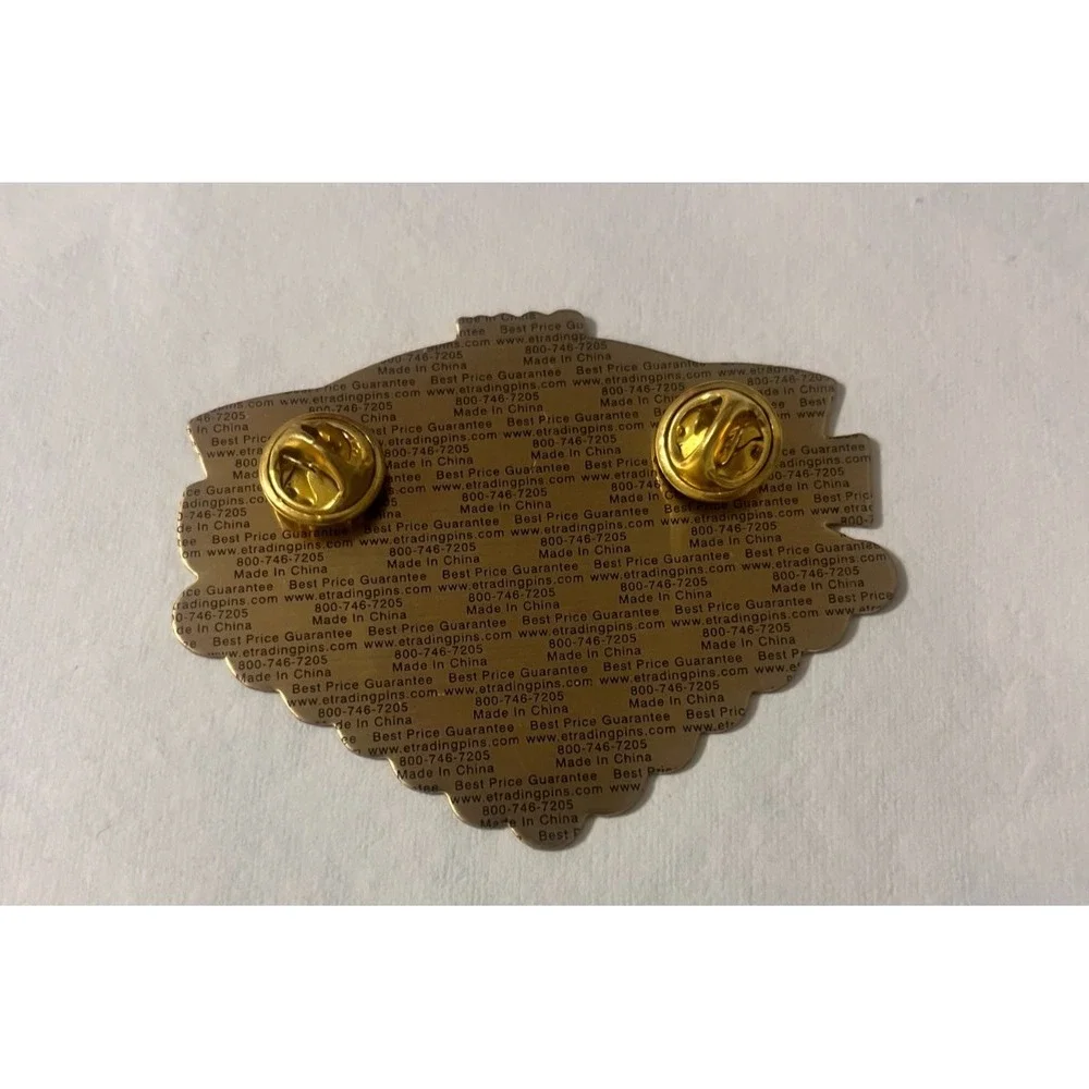 Vintage Lapel Vest Pin Enamel 2005 Champions Got‎ Game 16U Maryland Softball